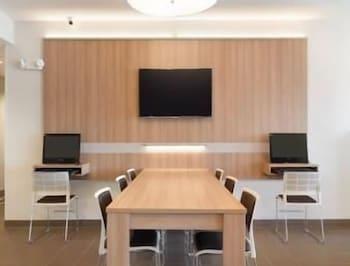 Microtel & By Wyndham Hotel 3*
